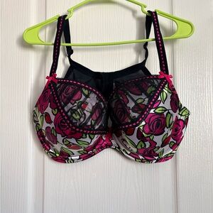 Cacique 42DD Floral Rose Print Underwire Bra - Black/Pink/Green